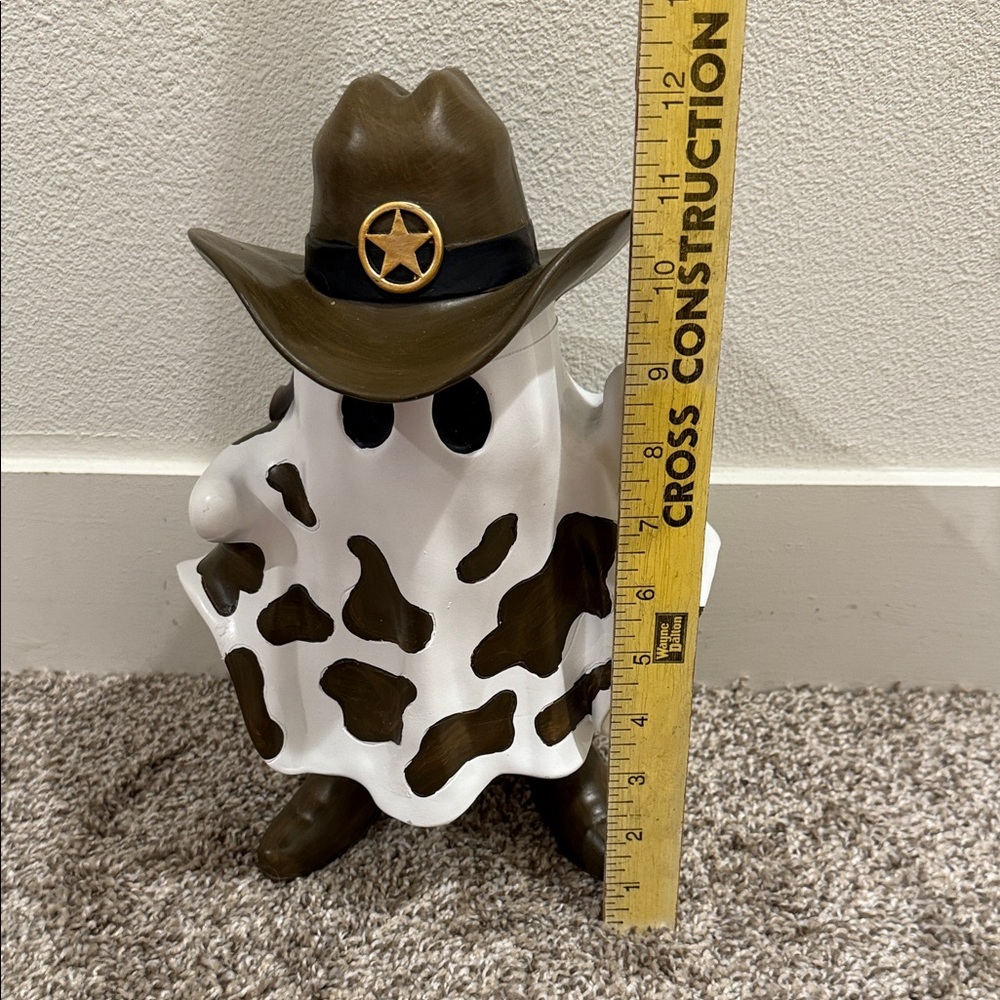 Cowboy Ghost Figurine - Brown and White - Picture 9 of 10